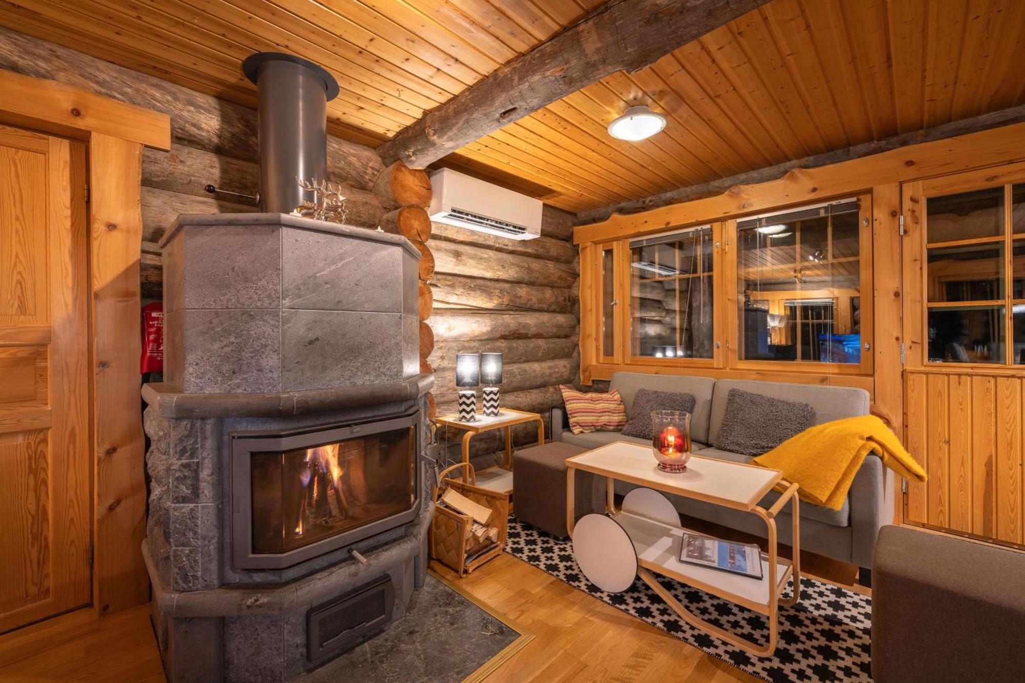 Kuukkeli Log Houses Villa Aurora "Pupula" Saariselka Kültér fotó